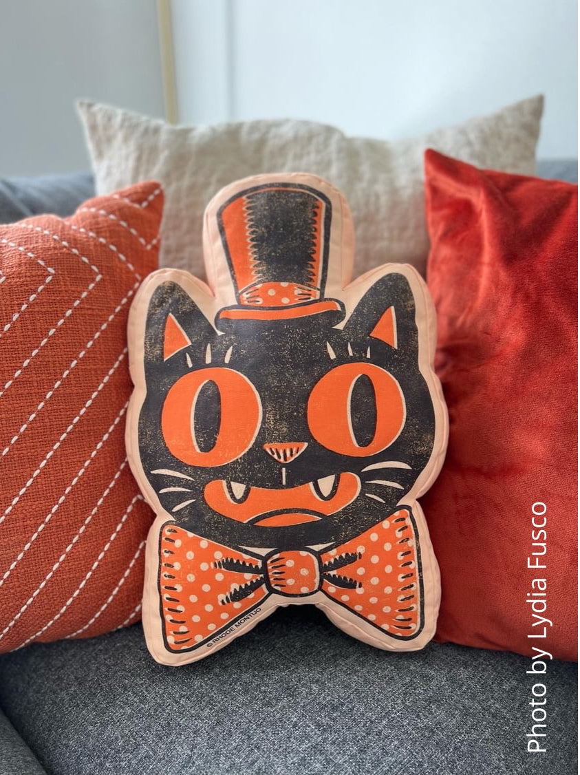 .New! Decorative Cushion: Top Hat Cat
